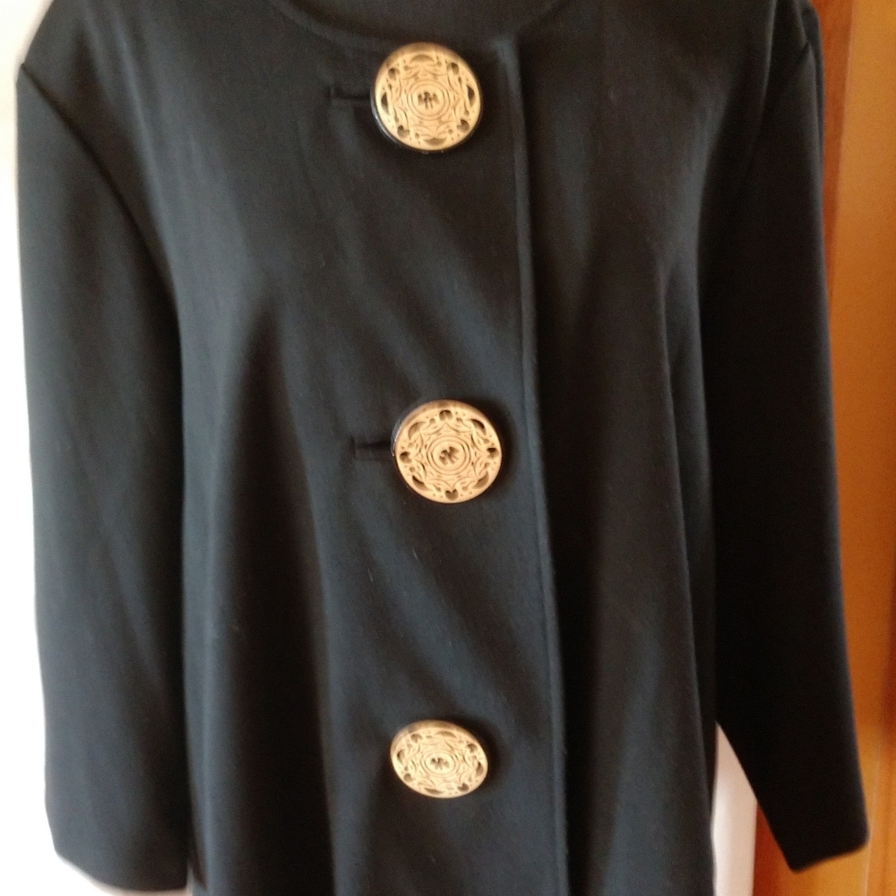Women's Coldwater Creek black jacket, size 2x, unlined with unique buttons